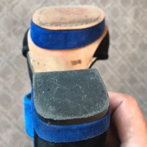 Vince Camuto Couture Platform Sandal - Picture 8 of 8